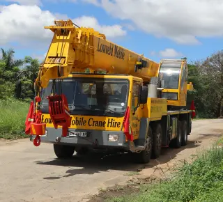 Picture of the XCMG truck-mounted crane